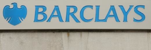 Barclays Bank Sucmumbs到Apple Pay